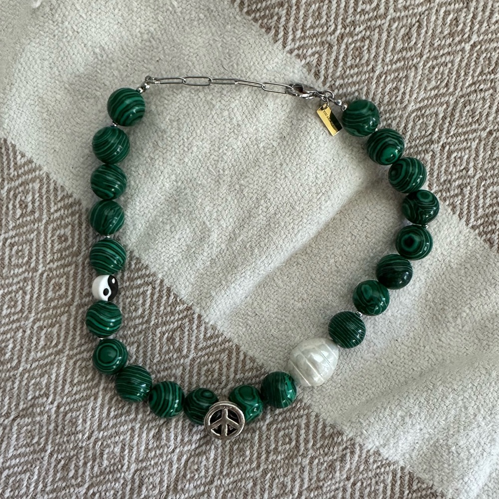 Lulas peace necklace